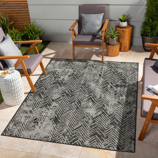 Sunshine - 7'10" X 10'3" Indoor / Outdoor Area Rug Polypropylene - Anthracite