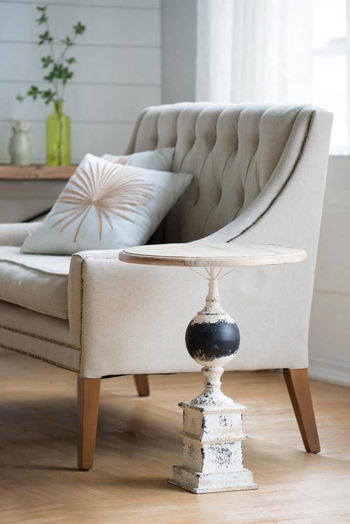 Small Distressed Side Table, Retro Elegant - Black White