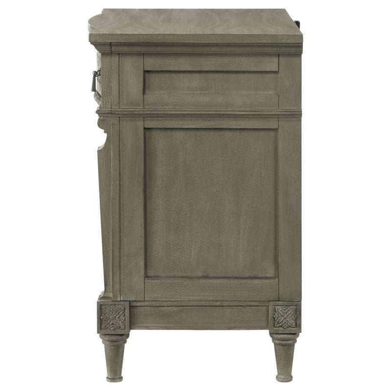 Alderwood - 3-Drawer Nightstand - French Gray