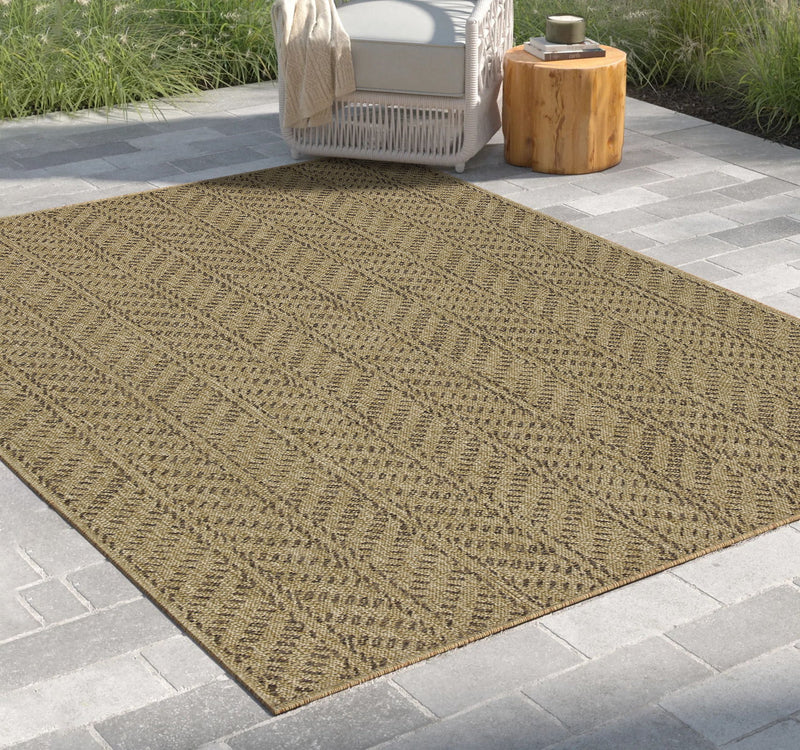 Earth - 5'3" X 7'3" Indoor / Outdoor Area Rug - Natural / Mocha