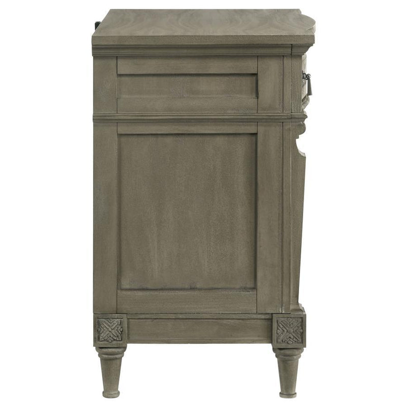 Alderwood - 3-Drawer Nightstand - French Gray