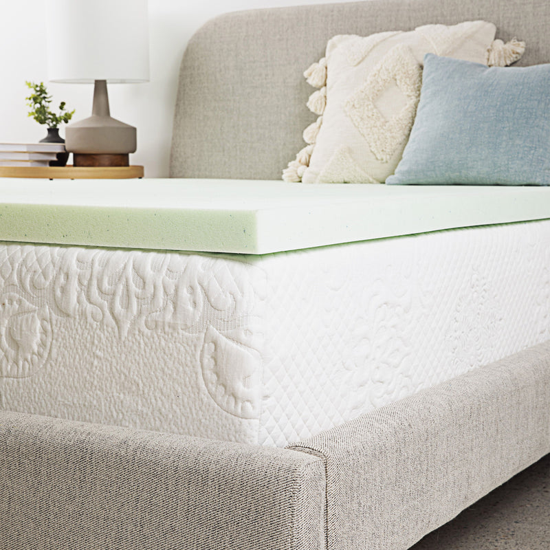 Bridgevine Home - 2" Short Queen Size Cool Gel Memory Foam Mattress Topper - Green