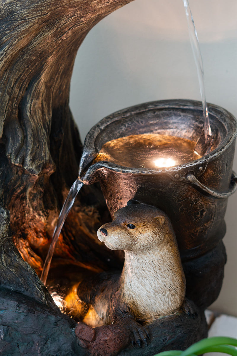 Decorative Water Foutain With Otter Design, With Light And Pump, For Indoor And Outdoor - Brown