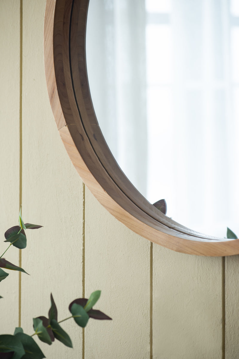 Wood Round Mirror, Farmhouse Decor Style Circle Wall Mirror For Living Room Bathroom Entryway - Brown