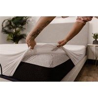 Twin Long Quiet Comfort Mattress Protectoer - White