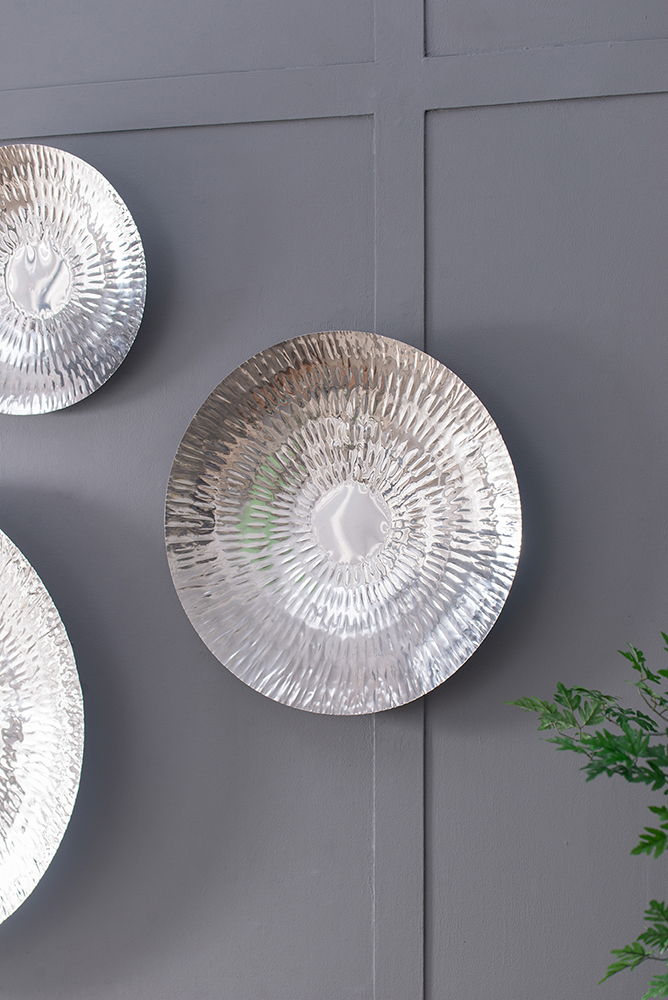 Textured Oversized Disc, Wall Decor For Living Room, Bedrrom, Entryway Office (Set of 3) - Silver