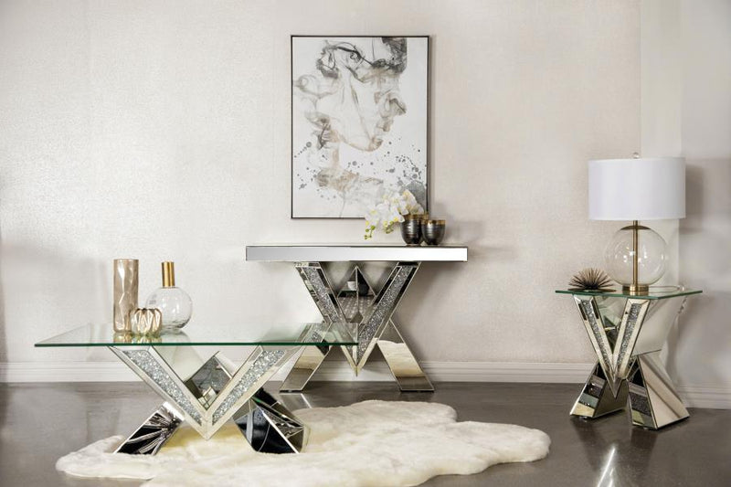 Taffeta - V-Shaped Coffee Table With Glass Top - Silver