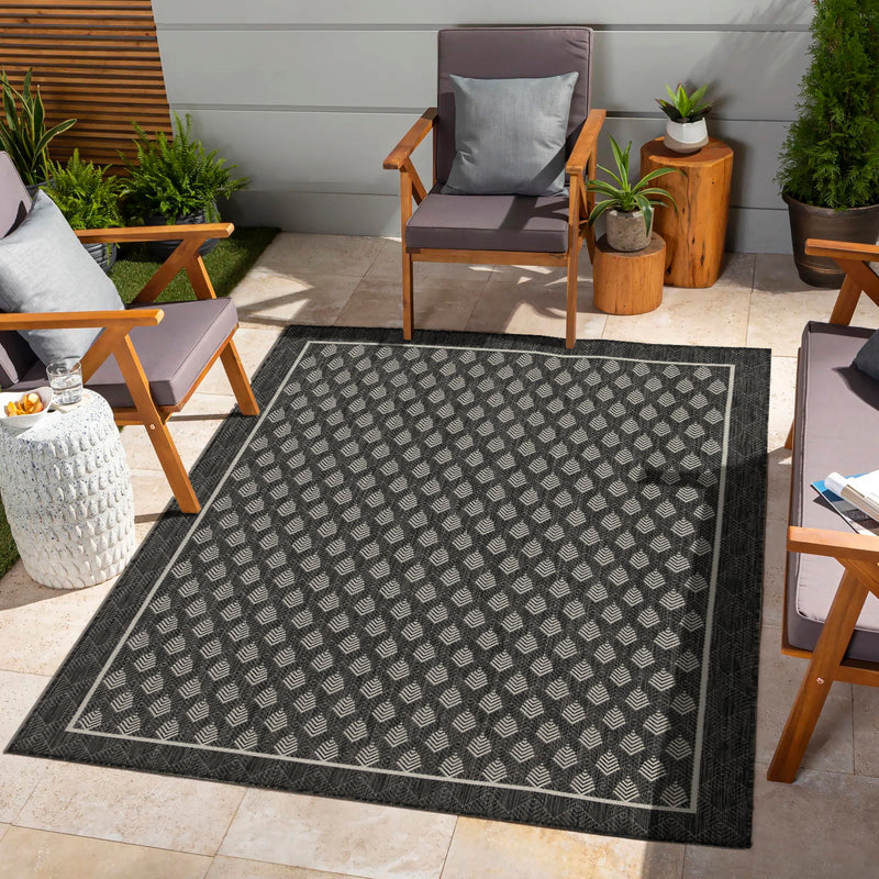 Sunshine - 2'7" X 7'3" Indoor / Outdoor Area Rug Polypropylene - Anthracite