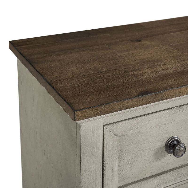 Farmington - 5 Drawer Chest - Medium Brown / Washed Stone