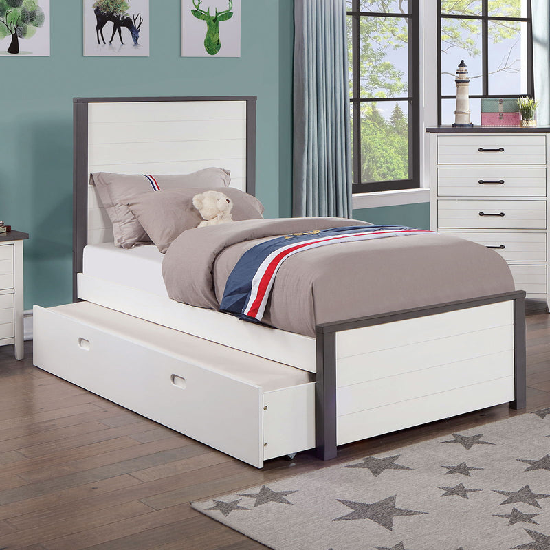 Priam - Full Bed - White / Gray